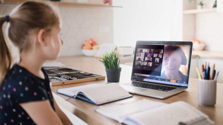 Girls' Day 2023 zur Förderung des Interesses an MINT-Fächern